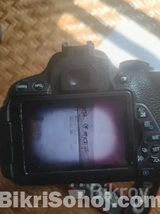 Canon 700D